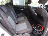 Ford Galaxy (2013) 1.6 TDCi  ZIMNÍ + LETNÍ PNEU - náhled 24