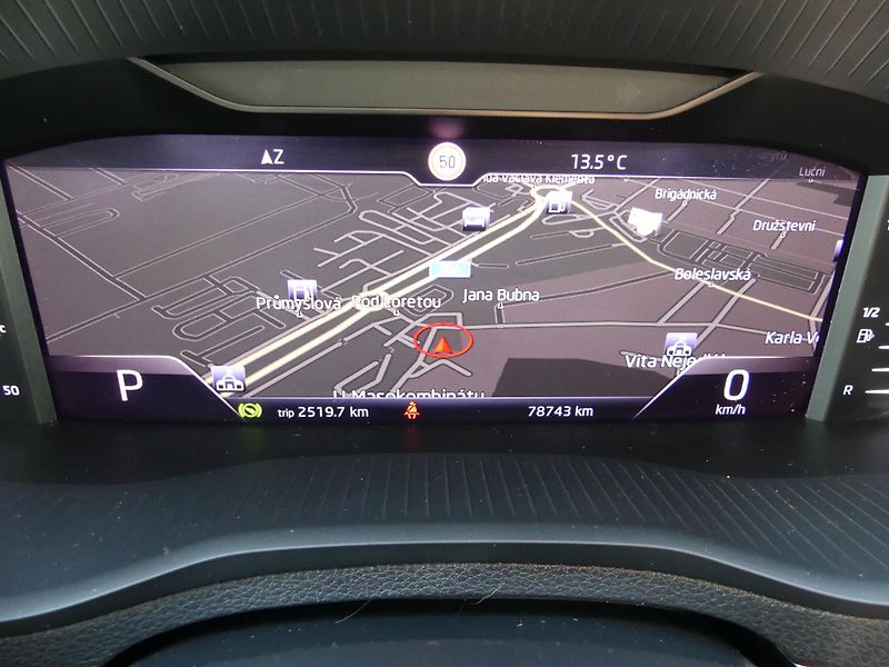 Škoda Karoq (2018) 1,0 TSi DSG - fotka 15 z 24