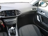 Peugeot 308 (2019) 1.2 PureTech, ČR,1.maj - náhled 8
