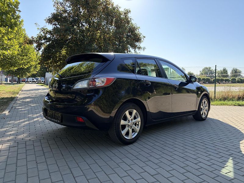 Mazda 3 1.6 Center-Line - fotka 10 z 28