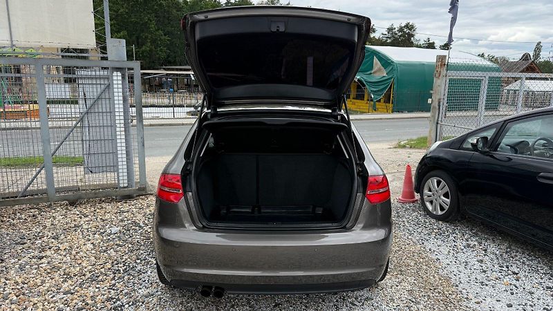 Audi A3 (2010) 1.4TFSi 92kW REZERVOVANO - fotka 20 z 22