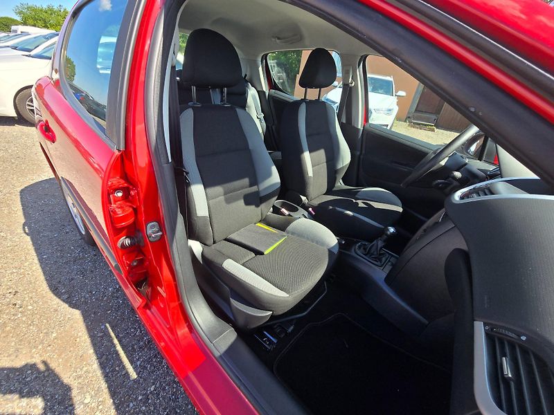 Peugeot 207 (2009) 1.4 i VT klima nová STK - fotka 21 z 23