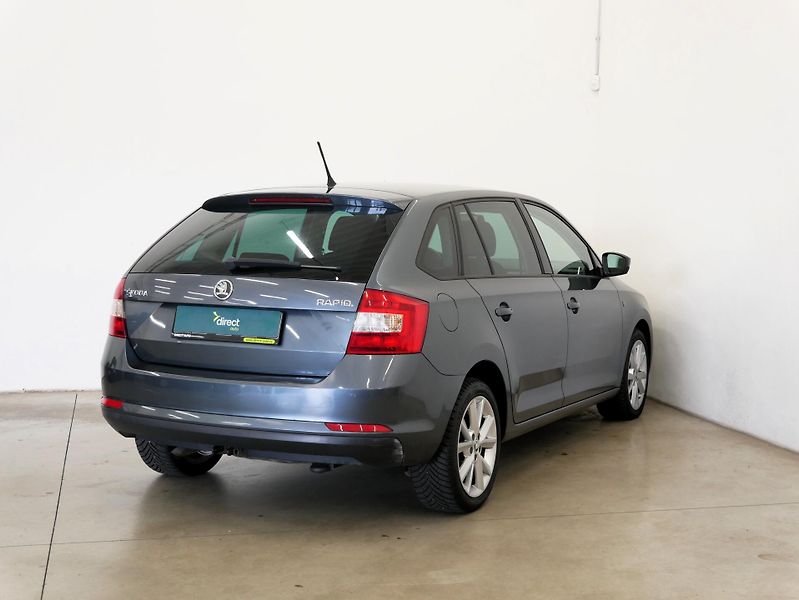Škoda Rapid - fotka 2 z 25