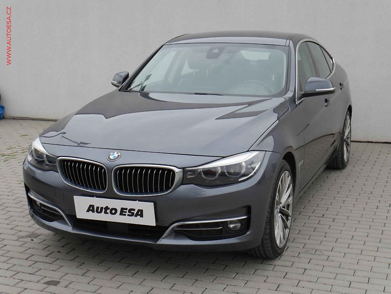 BMW Řada 3 (2019) 2.0D xD, ČR, AT, LED, navi - fotka 3 z 22