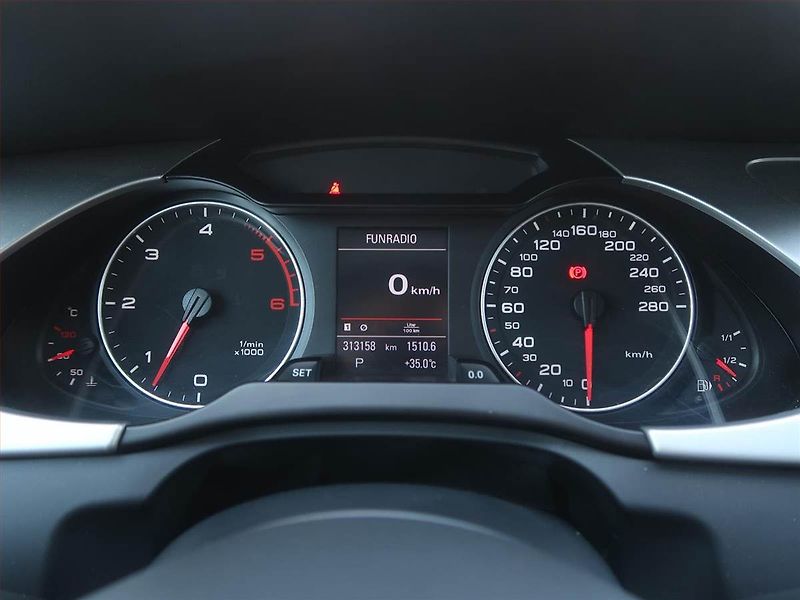 Audi A4 (2011) 3.0 TDI, 4X4, Automat - fotka 11 z 18