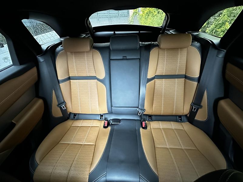 Land Rover Range Rover Velar (2022) D300 R-Dynamic - fotka 21 z 24