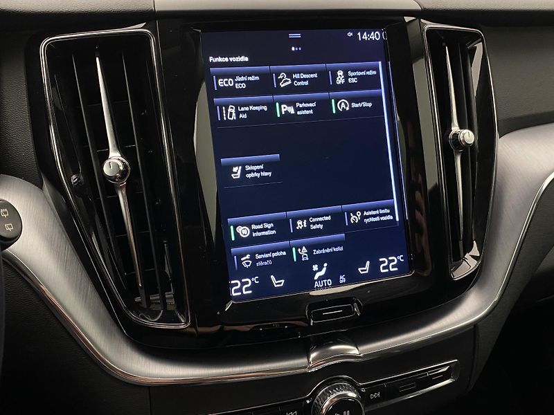 Volvo XC60 T5 MOMENTUM AUT CZ - fotka 37 z 43