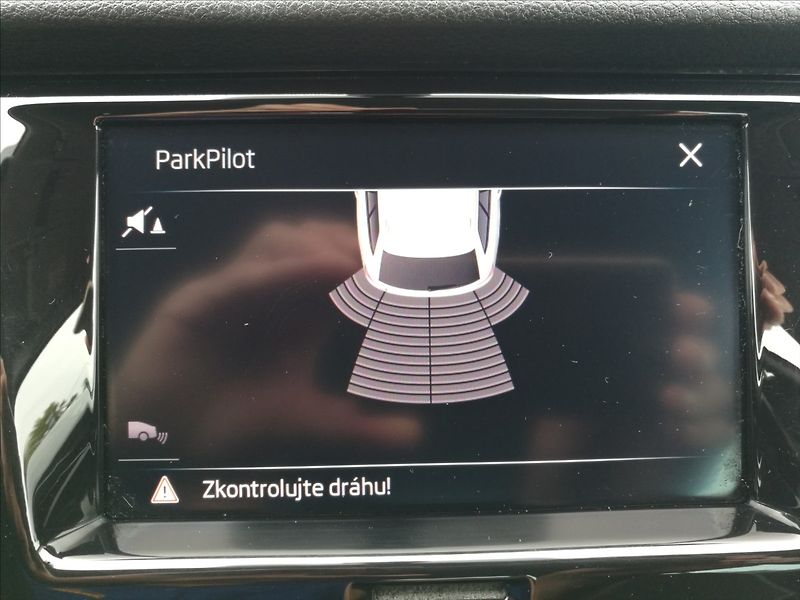 Škoda Fabia 1,0 TSI 1.majitel kombi - fotka 8 z 25