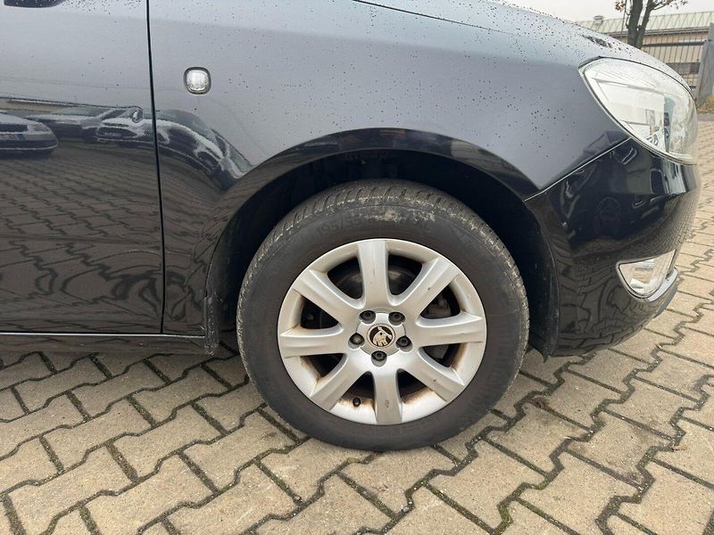 Škoda Fabia (2013) 1,2 HTP 51 KW KM STK 1. MAJ. - fotka 17 z 49