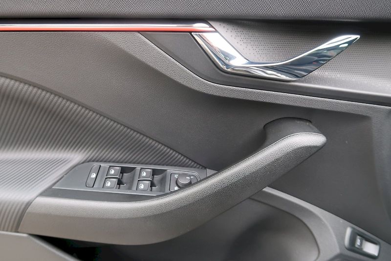Škoda Scala (2025) MC 1.0 TSI 85 kW DSG - fotka 15 z 28