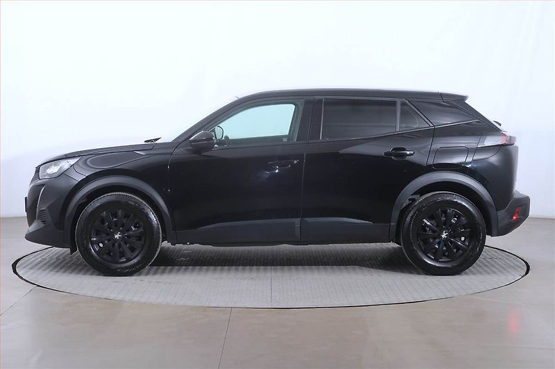 Peugeot 2008 (2020) 1.2 PureTech, Serv.kniha - fotka 3 z 20