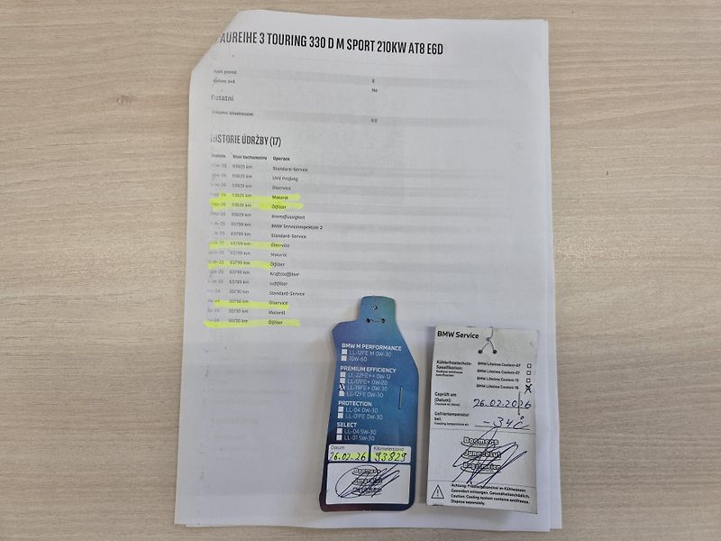 BMW Řada 3 TOURING 330D M SPORT 210kw 19A - fotka 21 z 50
