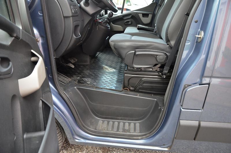 Renault Master (2015) 2.3 DCi 120kW L2H2 / KLIMA - fotka 18 z 29