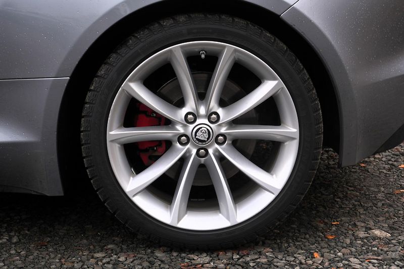 Jaguar F-Type S 3.0 380 PS, Kamera, Panorama - fotka 4 z 29
