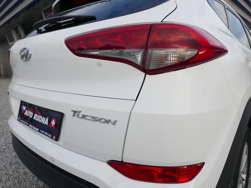 Hyundai Tucson 1,7 CRDi 1.Majitel ČR ! - fotka 11 z 38