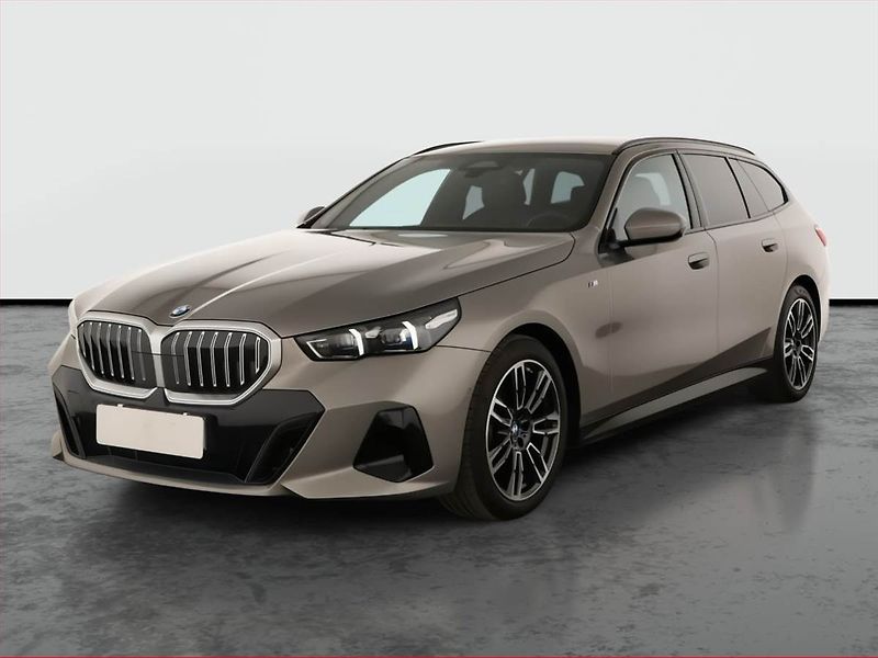 BMW Řada 5 (2025) 520d xDrive - fotka 2 z 23