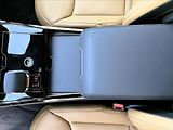 Land Rover Range Rover Sport (2026) 3,0 P460e DYNAMIC SE PHEV - náhled 33
