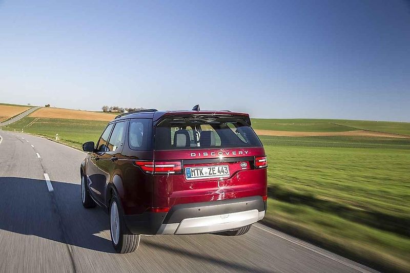 Land Rover Discovery.