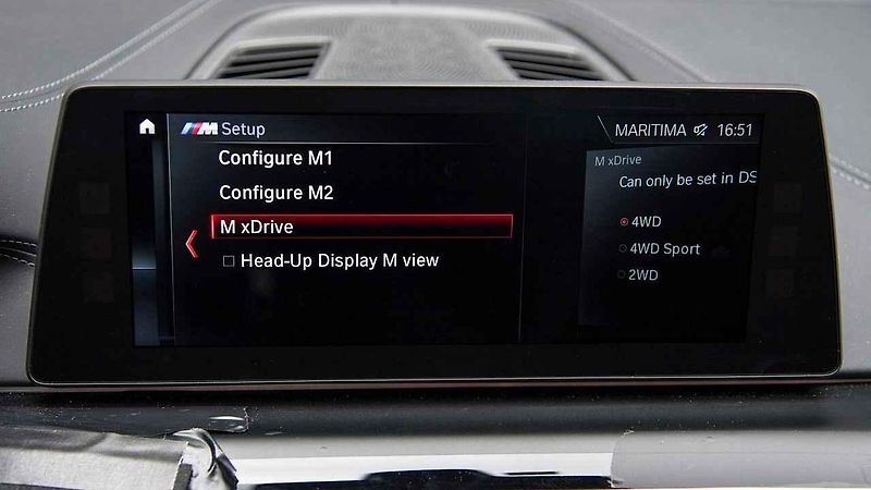 Prozatím maskované BMW M5.