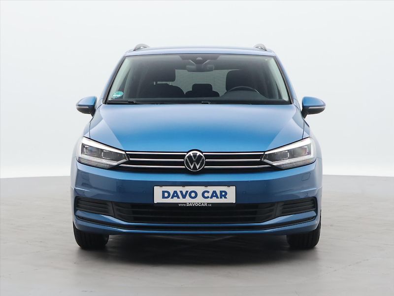Volkswagen Touran 1,5 TSI 110kW DSG Matrix DPH - fotka 2 z 34