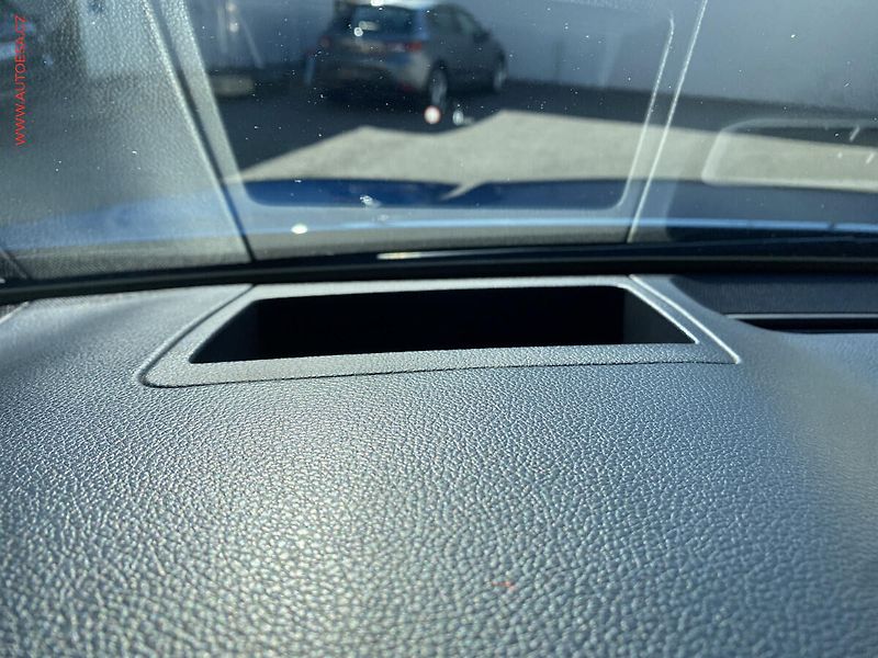 Hyundai Santa Fe (2019) 2.2 CRDi 4x4, ČR, AT, LED, TZ - fotka 21 z 21