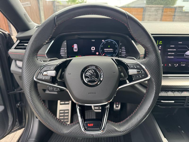 Škoda Octavia (2023) RS 2.0 TSI 180kW DSG | MATRIX - fotka 29 z 44