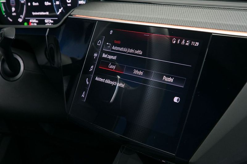 Audi e-tron 55 300kW Sportback Black Edice - fotka 37 z 47