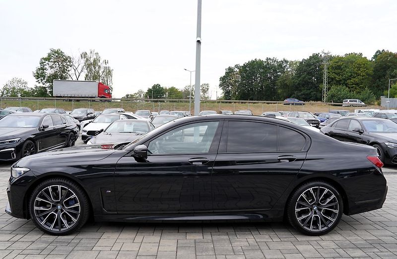 BMW Řada 7 740d xDrive/Laser/M paket/20/Č - fotka 3 z 50