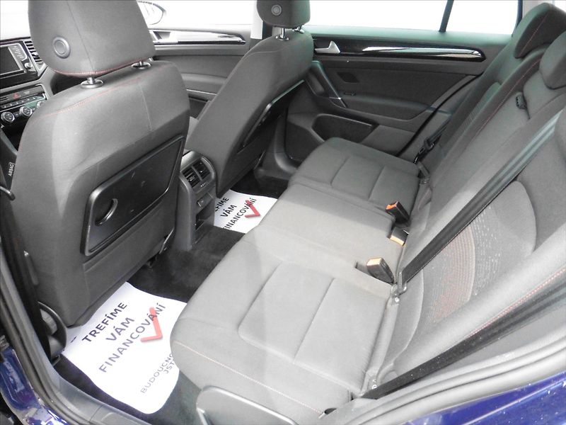 Volkswagen Golf Sportsvan 2,0 TDi Comfortline Navi - fotka 8 z 13