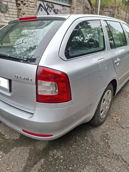 Škoda Octavia (2012) Škoda Octavia II, kombi - fotka 6 z 18