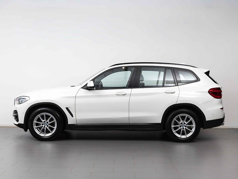 BMW X3 xDrive20d - fotka 3 z 22