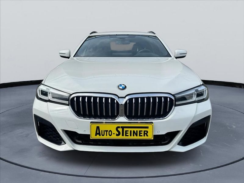 BMW Řada 5 540XD,250kw,M packet - fotka 1 z 34
