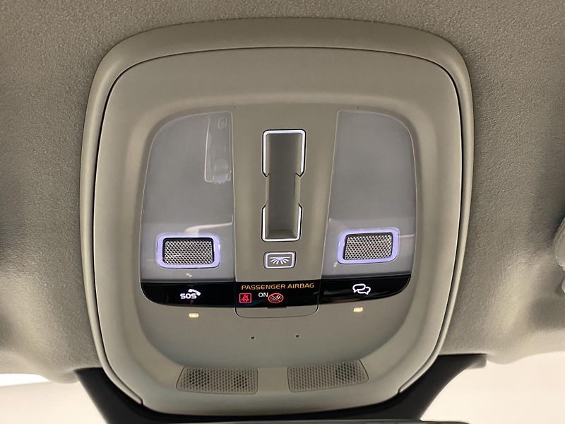 Volvo XC90 (2026) B5 AWD AUT BRIGHT ULTRA 7míst - fotka 43 z 74