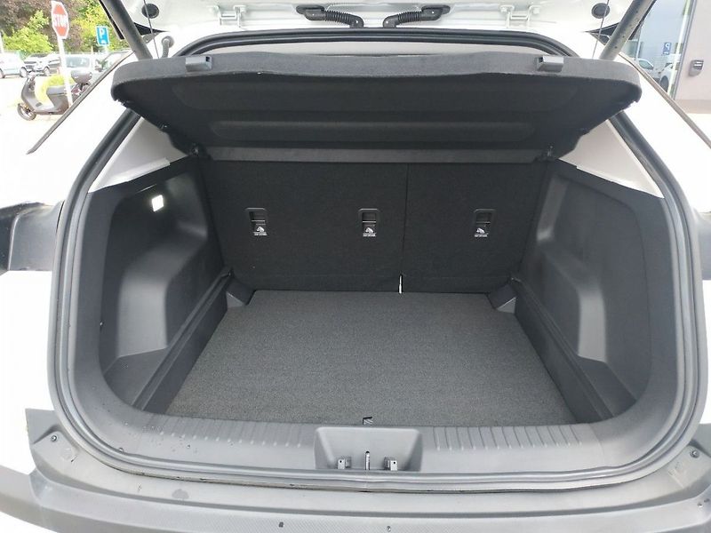 Omoda 5 1.6T Premium AT, SKLADEM - fotka 28 z 29