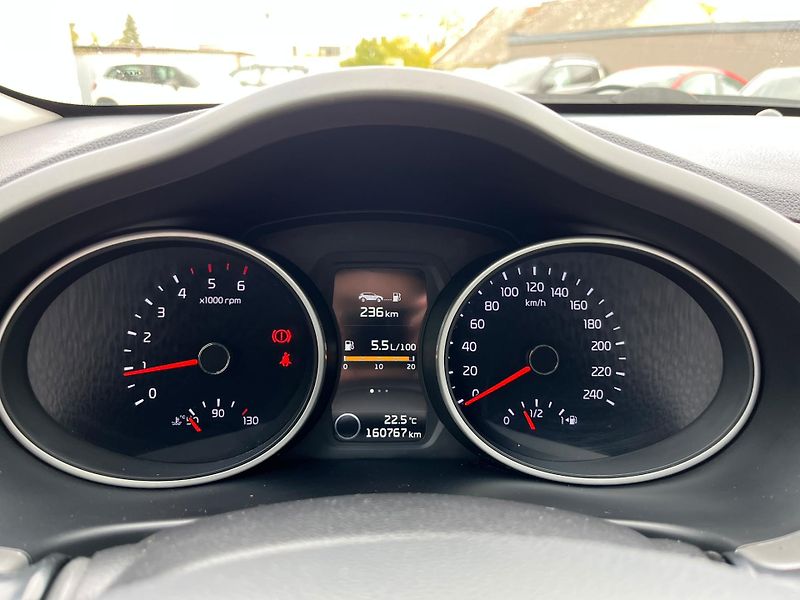 Kia Sportage - fotka 13 z 13