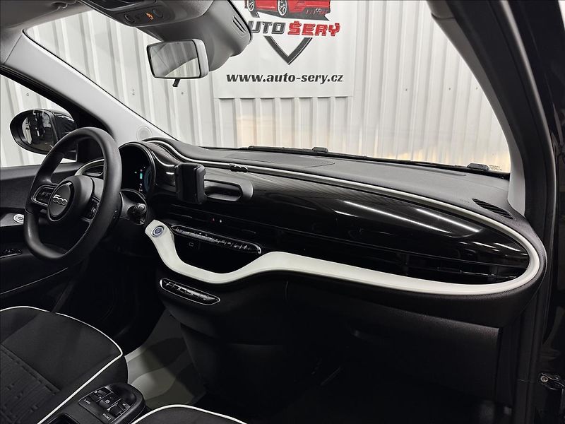 Fiat 500e ELECTRIC DRIVE 70kW ACTION - fotka 28 z 32