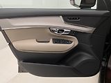 Volvo XC90 (2026) B5 AWD AUT CORE 7míst - náhled 7