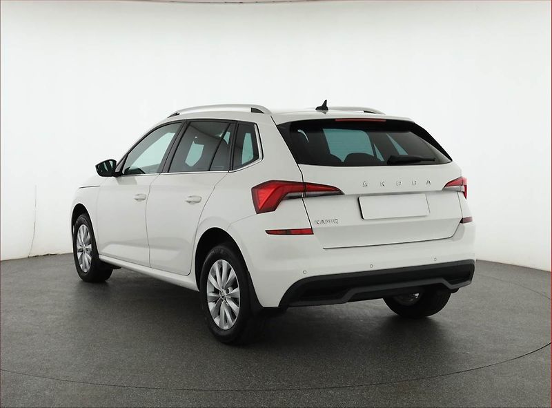 Škoda Kamiq (2021) Ambition Plus 1.5 TSI - fotka 4 z 17