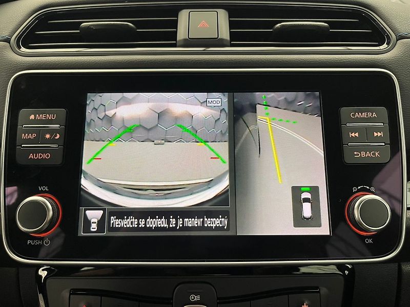 Nissan Leaf N-Connecta, 110 kW, 40kWh - fotka 38 z 72