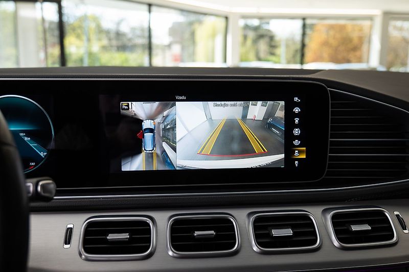 Mercedes-Benz GLE 400d 4MATIC Burmester/Vzduch/3 - fotka 13 z 22