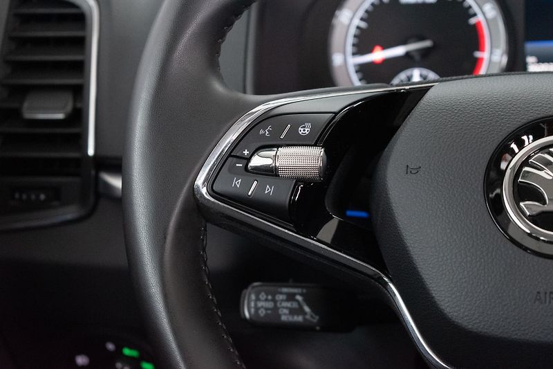 Škoda Karoq 1.5 TSI STYLE*TAŽNÉ*DPH*ČR 1.M - fotka 19 z 44