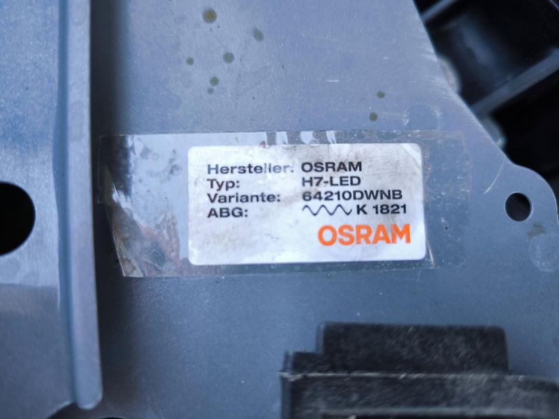 BMW Řada 1 116i 85kW SERVISKA - fotka 73 z 82