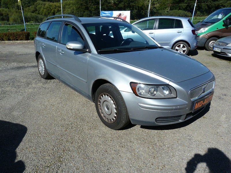 Volvo V50 1.6D 80kW - fotka 3 z 17