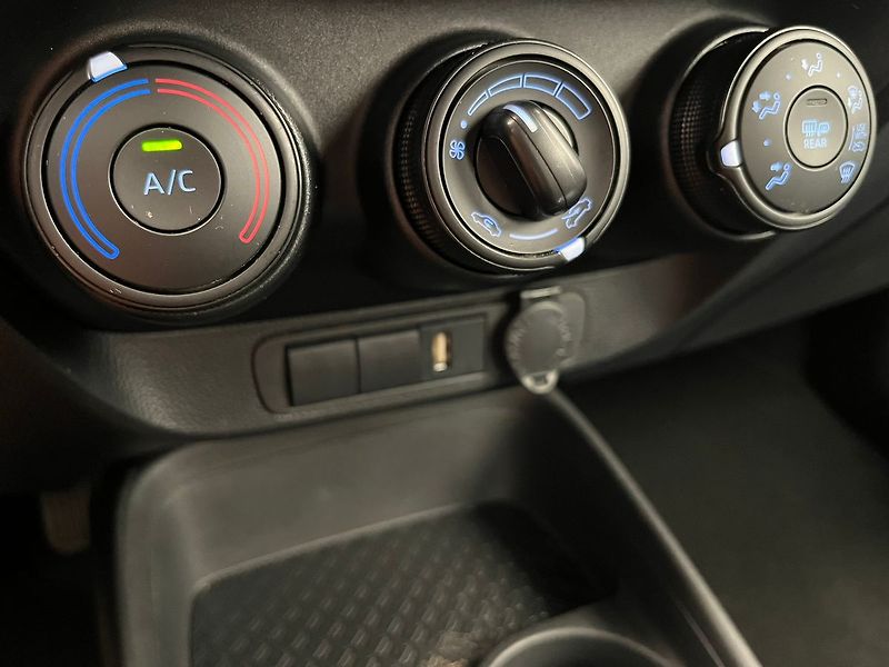 Toyota Aygo X 1.0 VVT-i 53 kW ZAMLUVENO - fotka 16 z 50