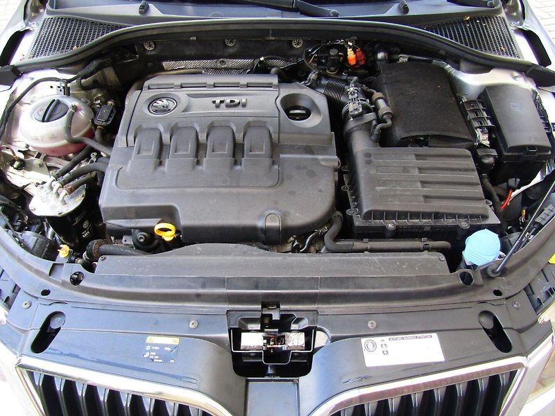 Škoda Octavia (2014) 1.6 TDI 77kW  1.MAJITEL - fotka 35 z 35