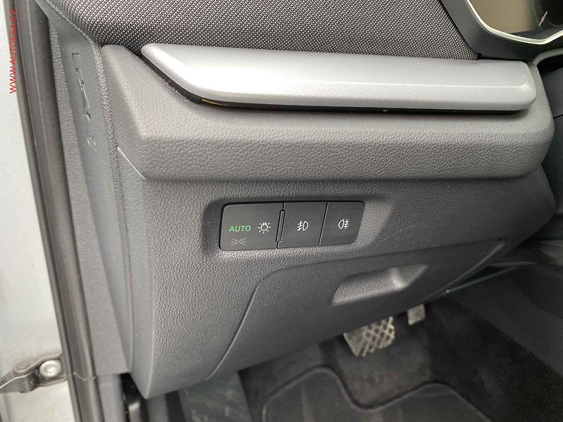 Škoda Octavia (2020) 1.0 TSi e-TEC, Style, DSG - fotka 16 z 20