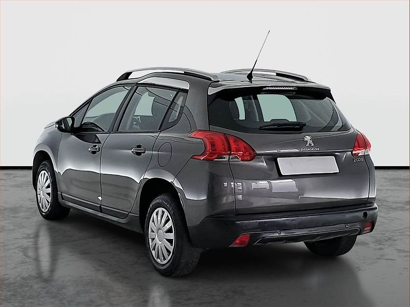 Peugeot 2008 (2013) 1.2 PureTech, Navi, Tempomat - fotka 4 z 17