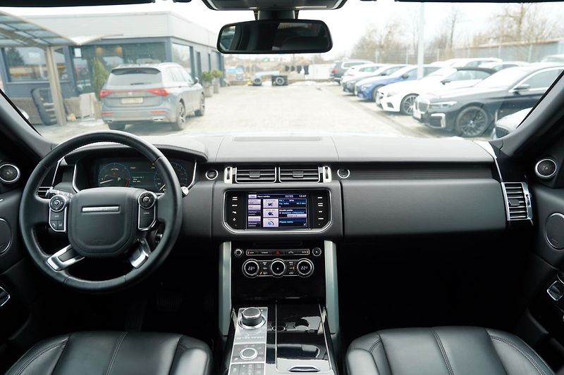 Land Rover Range Rover 3.0 SDV6 Vogue/4x4/260 PS/ČR - fotka 26 z 48