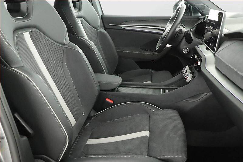 Škoda Kodiaq (2025) 2.0 TDI, SPORTLINE, DPH - fotka 7 z 20