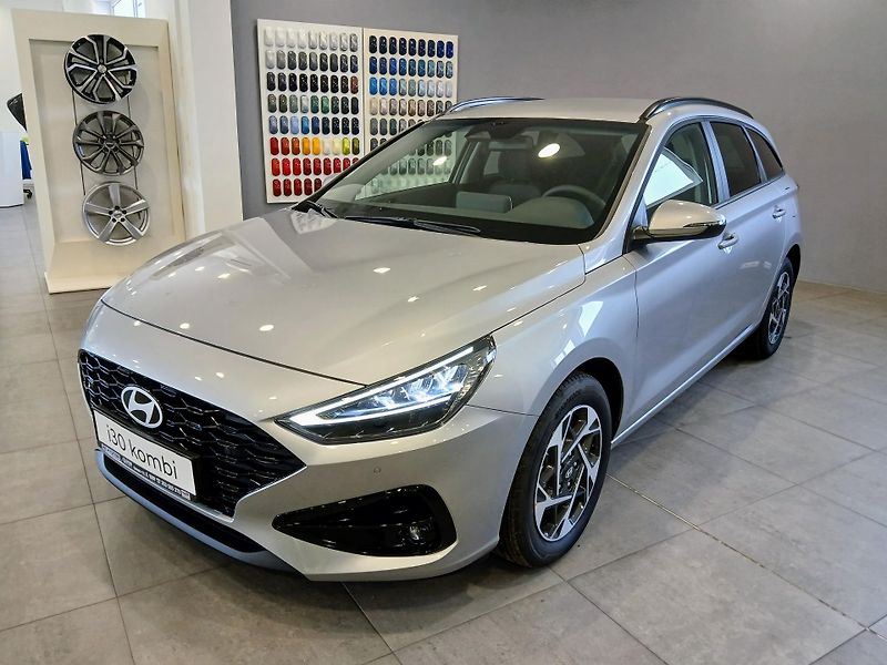 Hyundai i30 (2026) 1.0 T-GDI GO Czech! - fotka 3 z 18
